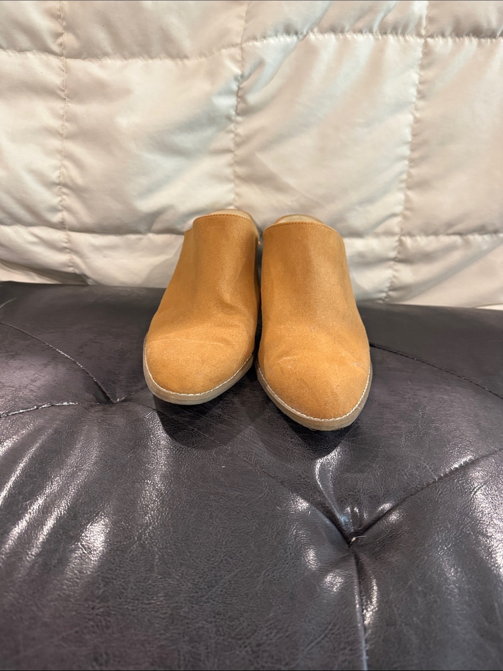 Old Navy Women’s Suede Slip-On Mules - Tan